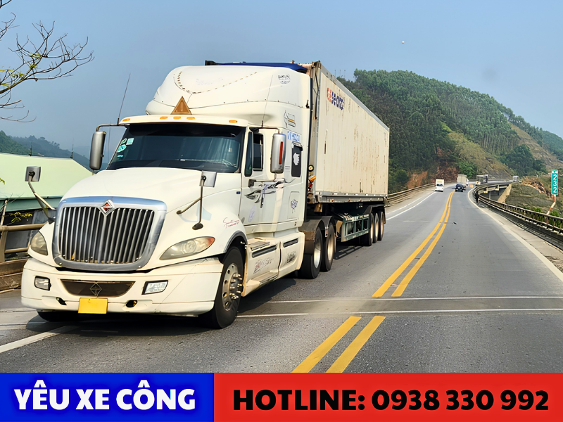 Đỗ xe vào vị trí an toàn